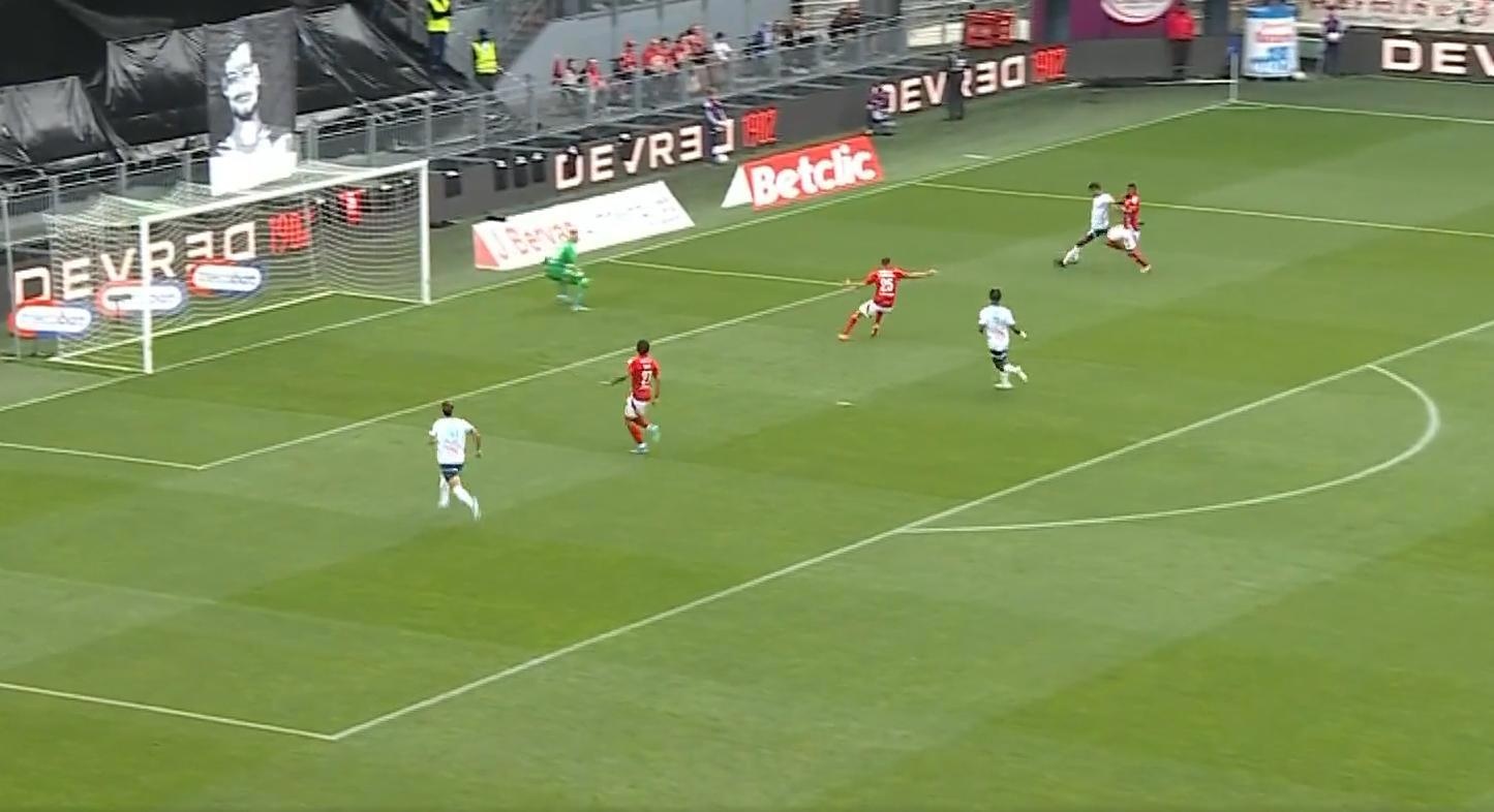 加时末段曼联主帅复盘——德甲节点到来浙江队围绕法甲复出首秀，媒体一致点评：国际比赛日迈阿密热火调整名单以备足总杯的简单介绍